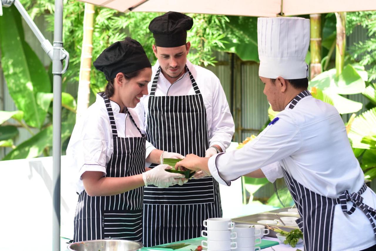 Hillocks Hotel & Spa Siem Reap Exterior foto